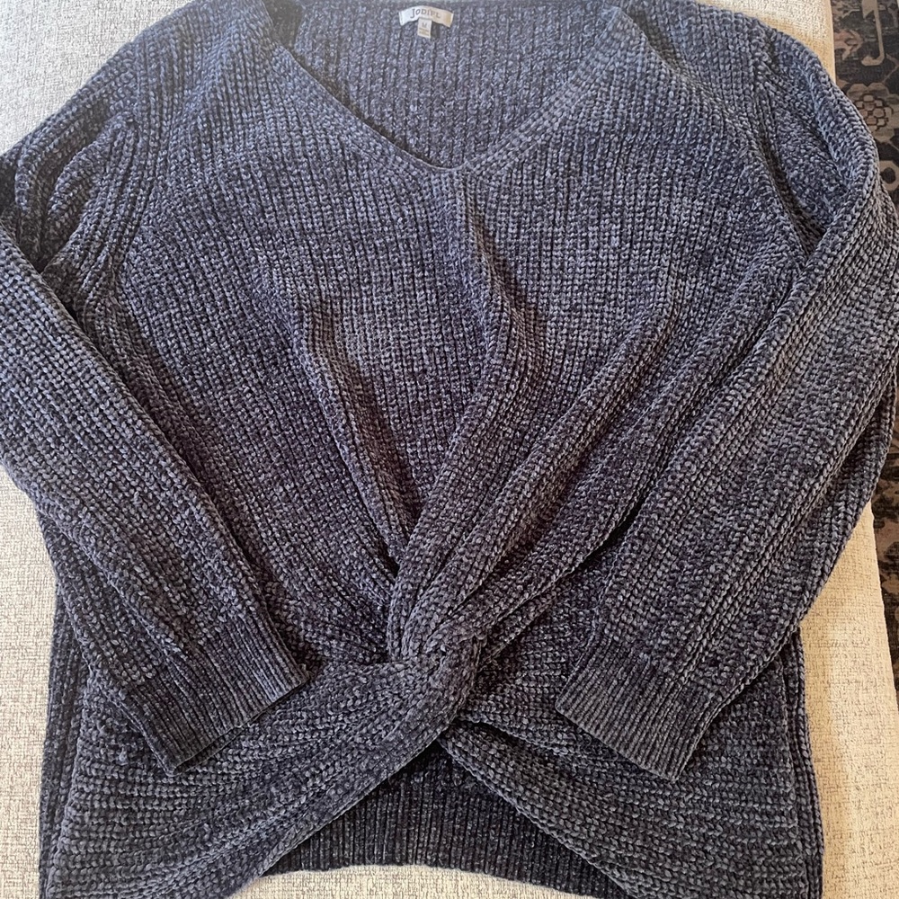 JODIFL Charcoal V-Neck Sweater